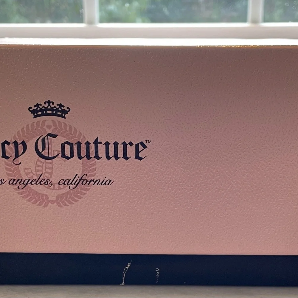 Juicy Couture White Fur Platform Ankle Booties - Picture 7 of 8